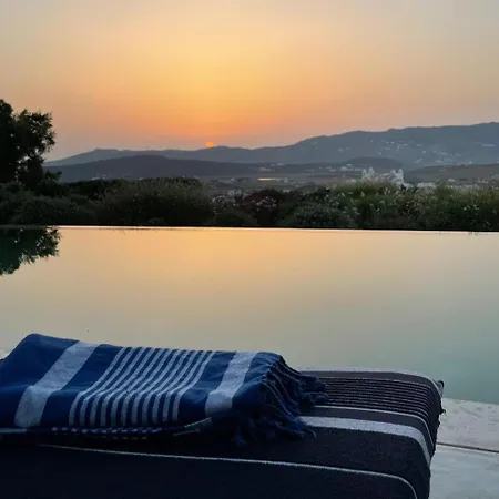 Aura A Story To Tell *