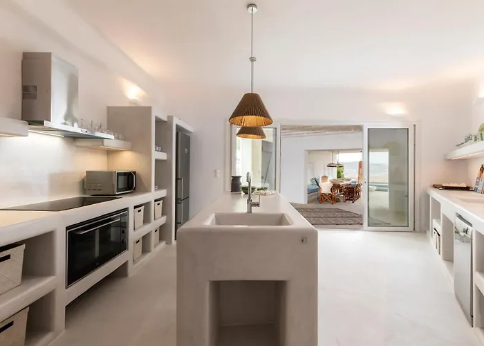 Aura A Story To Tell